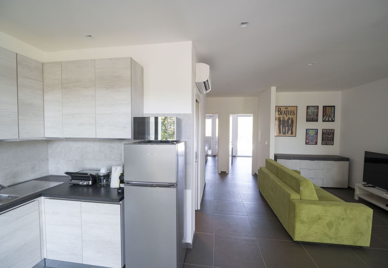 Apartment in Rome - Modern Family 2 BR Apartment in Residential Area