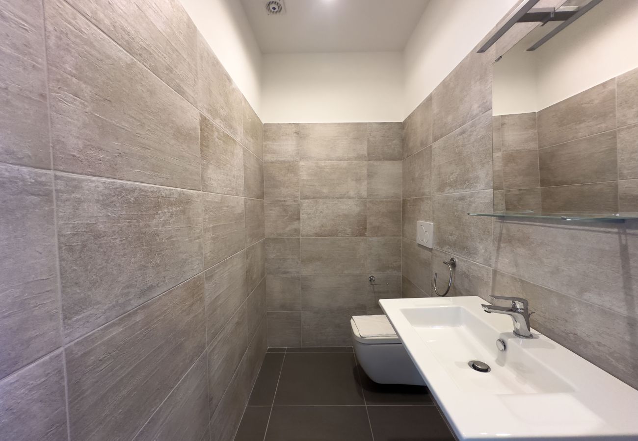 Apartment in Rome - Modern Family 2 BR Apartment in Residential Area