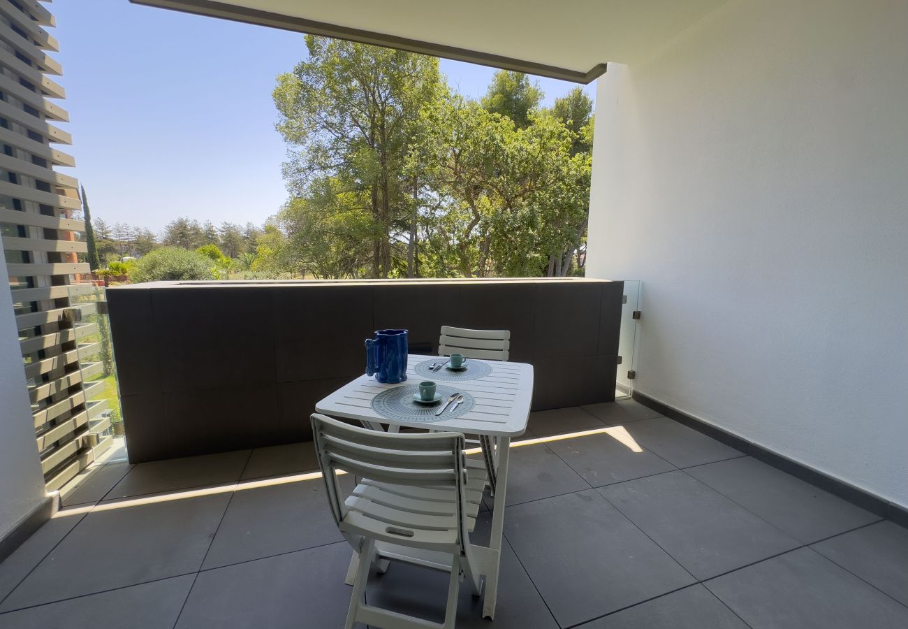 Apartment in Rome - Modern Family 2 BR Apartment in Residential Area