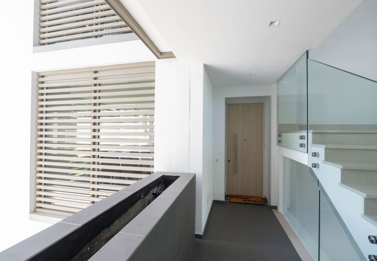 Apartment in Rome - Modern Family 2 BR Apartment in Residential Area