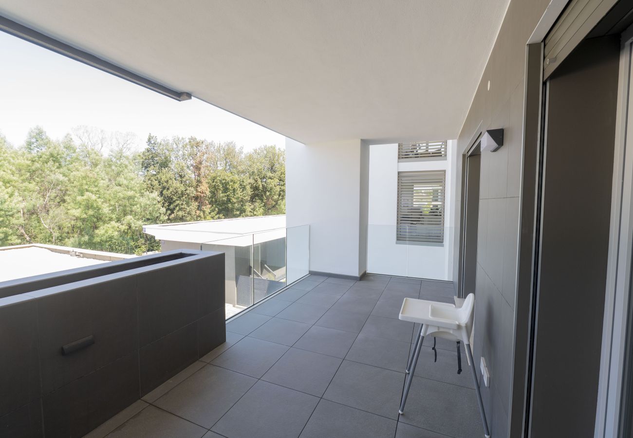 Apartment in Rome - Modern Family 2 BR Apartment in Residential Area
