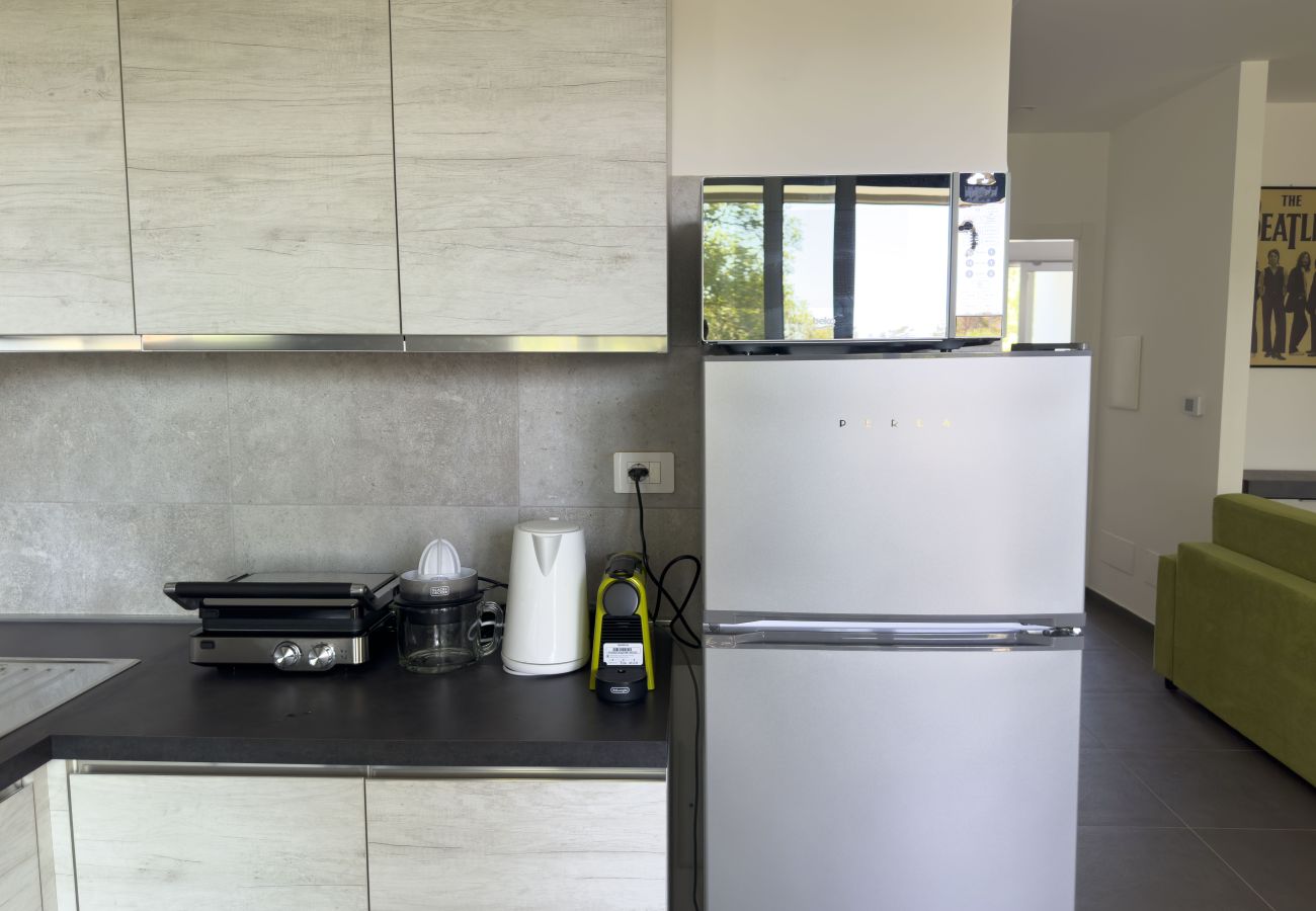 Apartment in Rome - Modern Family 2 BR Apartment in Residential Area
