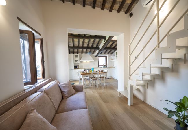 Apartment in Roma - Roman Dream in Campo de Fiori Apartment in Roma - Roman Dream in Campo de Fiori