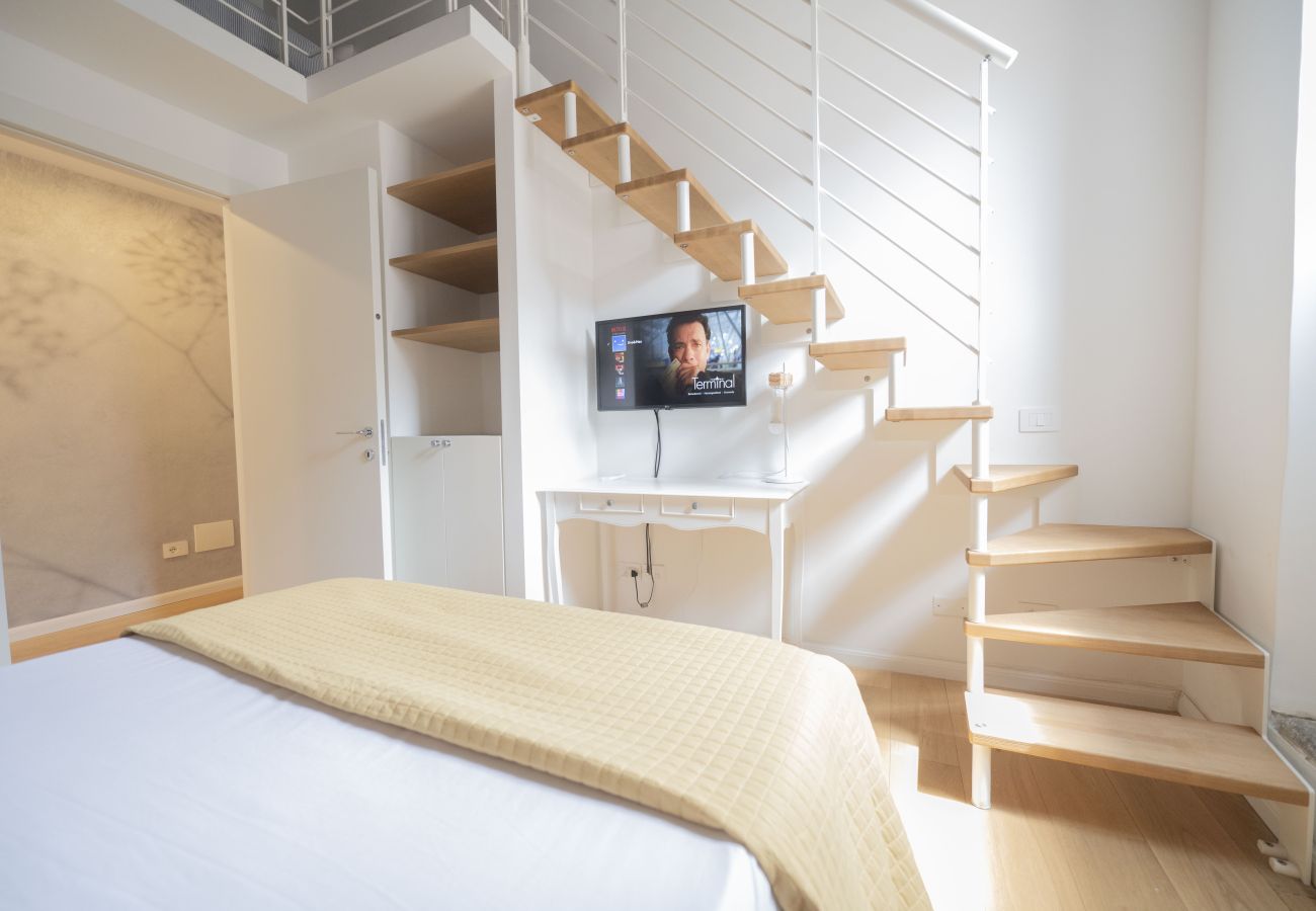 Apartment in Rome - Roman Dream in Campo de Fiori