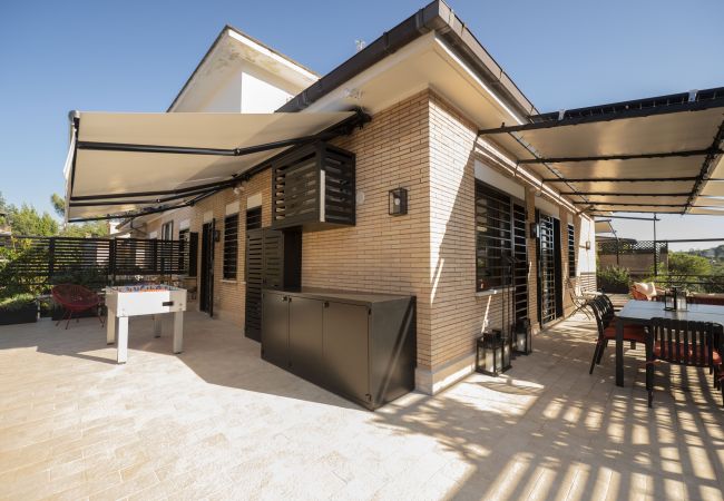 Apartment in Roma - Roman Terrace & Soul in Peaceful Area Apartment in Roma - Roman Terrace & Soul in Peaceful Area