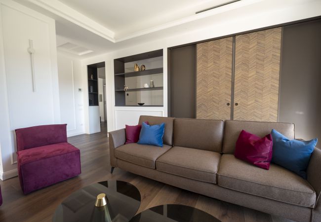Apartment in Roma - Roman Terrace & Soul in Peaceful Area Apartment in Roma - Roman Terrace & Soul in Peaceful Area