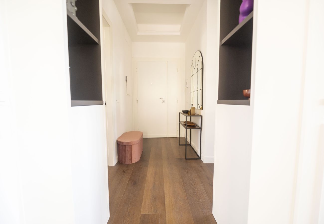 Apartment in Rome - Roman Terrace & Soul in Peaceful Area