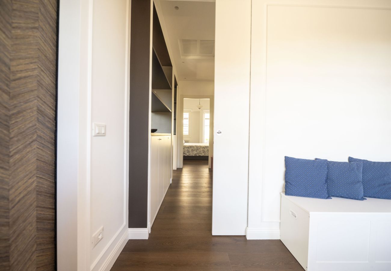 Apartment in Rome - Roman Terrace & Soul in Peaceful Area