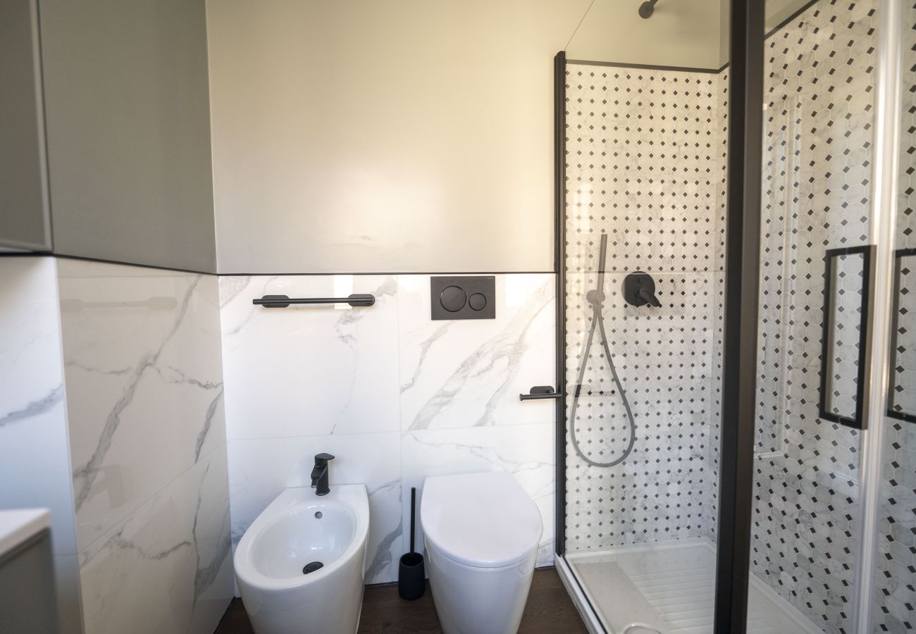 Apartment in Rome - Roman Terrace & Soul in Peaceful Area