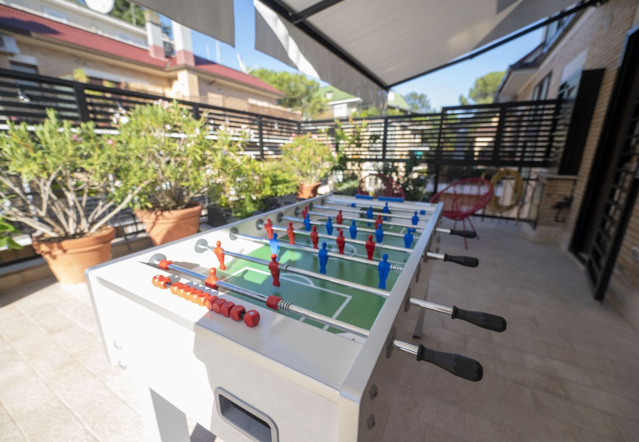 Apartment in Rome - Roman Terrace & Soul in Peaceful Area