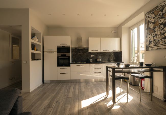 Apartment in Roma - Lovely 2BR in Testaccio – Your Roman Home Base Apartment in Roma - Lovely 2BR in Testaccio – Your Roman Home Base