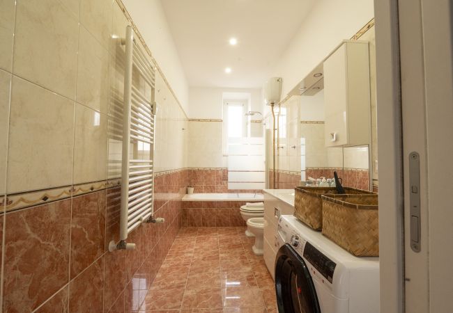 Apartment in Roma - Lovely 2BR in Testaccio – Your Roman Home Base Apartment in Roma - Lovely 2BR in Testaccio – Your Roman Home Base
