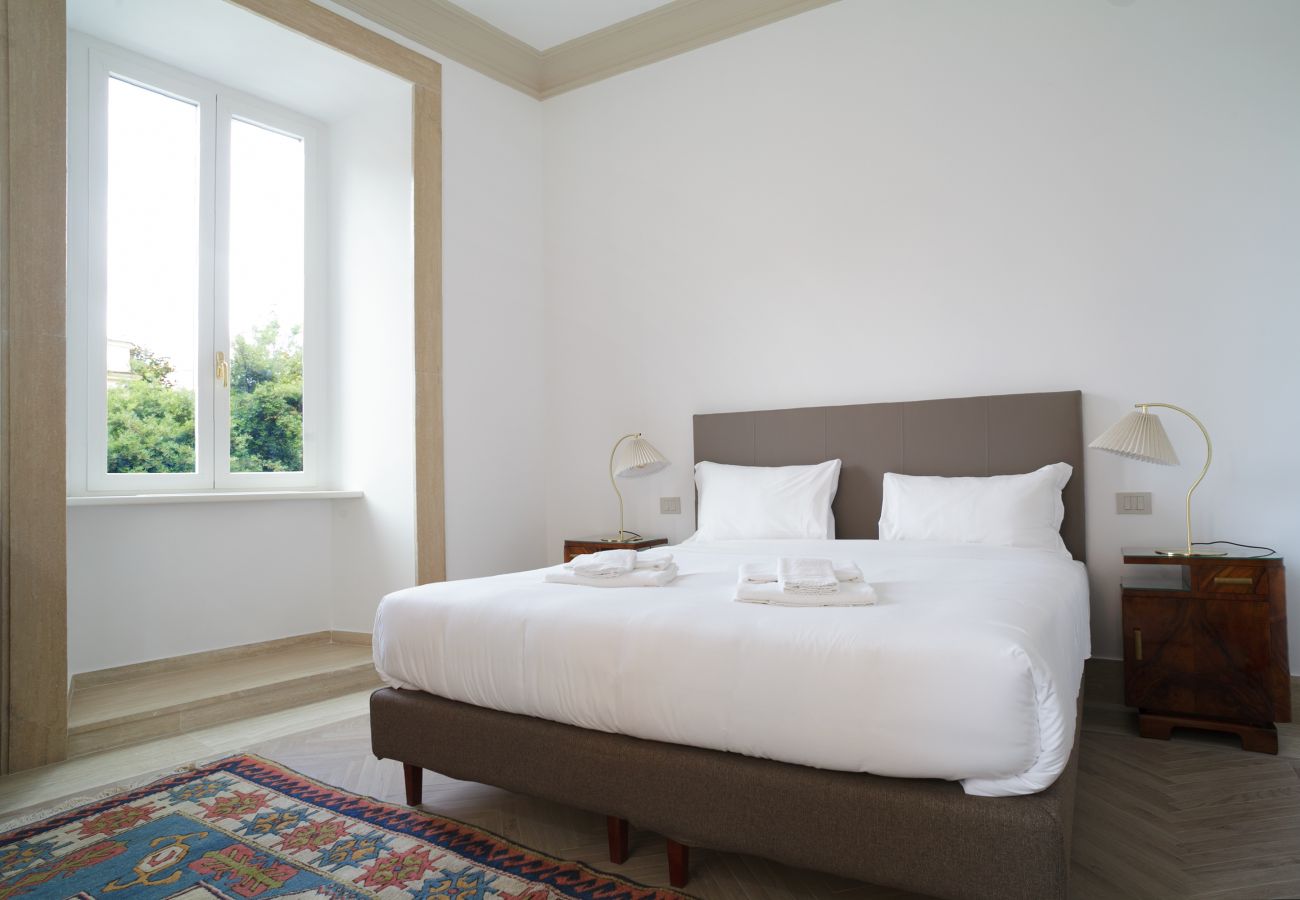 Apartment in Rome - Elegant 2BR Retreat steps from Via Veneto
